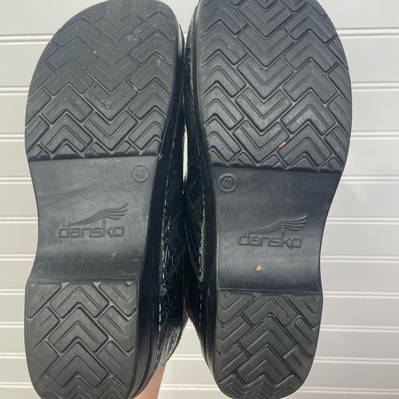 Dansko Black Professional Clog Tooled Leather Embossed Engraved Shoe Size 40 - Picture 6 of 14